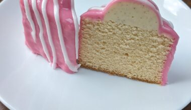 I made a fondant fancy for my birthday... Suck it Mr Kipling!