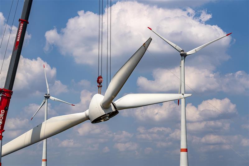 Germany rapidly expanding it's wind power capacity