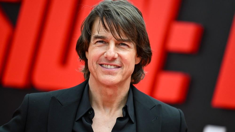 Tom Cruise Attends Oasis Concert Years After the Band Roasted Him as a ‘Bastard’ Who Has ‘Not Been in One Good Film in His Entire Career’