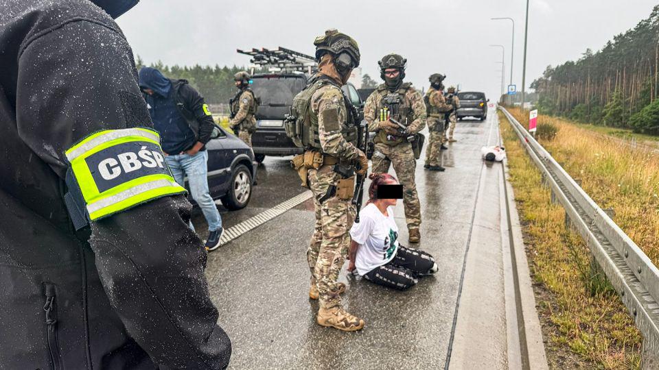 Polish police bust Ukrainian gang kidnapping African migrants for ransom