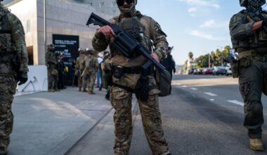 700 Marines to withdraw from L.A., Pentagon says