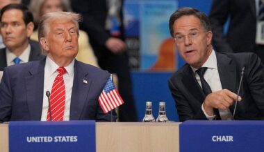 Trump to meet with NATO secretary general amid plan to sell weapons to Ukraine