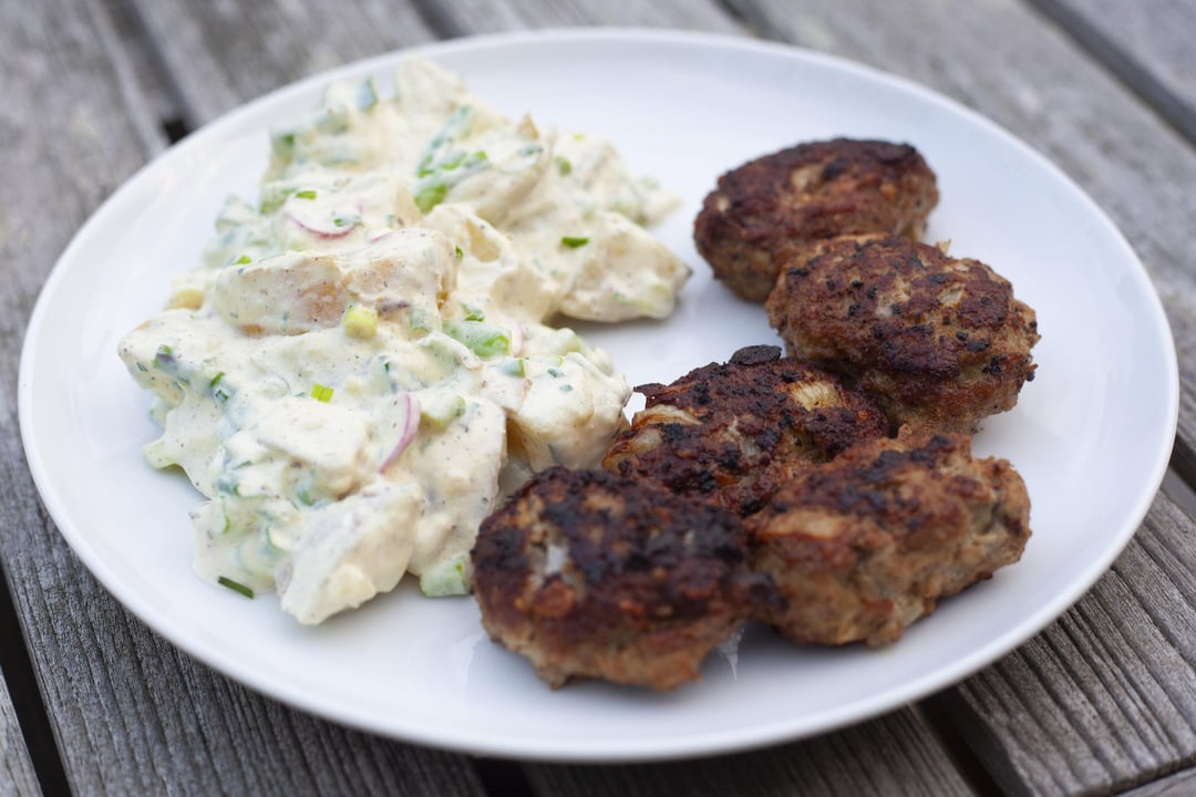 Al den snak om frikadeller gjorde mig sulten - opskrift og detaljer i beskrivelsen. Velbekomme!