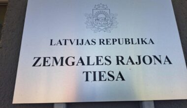 Pretekļa stāsta nobeigums + reddit pieminēts