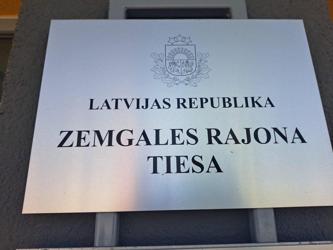 Pretekļa stāsta nobeigums + reddit pieminēts