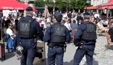 "Joachim ne peut pas mentir": la mère d'un homme autiste accusé à tort de piqûres sauvages témoigne