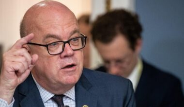 Democratic Lawmaker In Awe Over GOP Colleagues: 'What's Wrong With You People?'