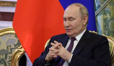 Putin desperately recruits criminals, homeless, and football thugs for 'expendable' army