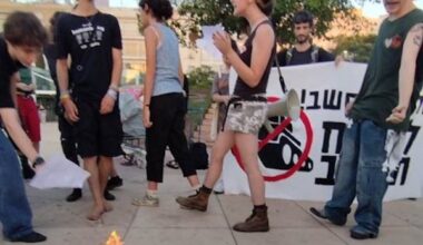 Israeli teenagers burning draft orders in Central Tel-Aviv