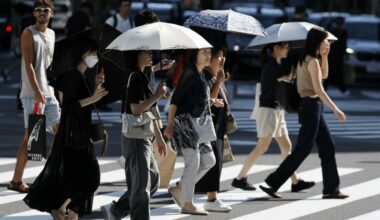 10,000 taken to hospital in week for heat-related illnesses in Japan