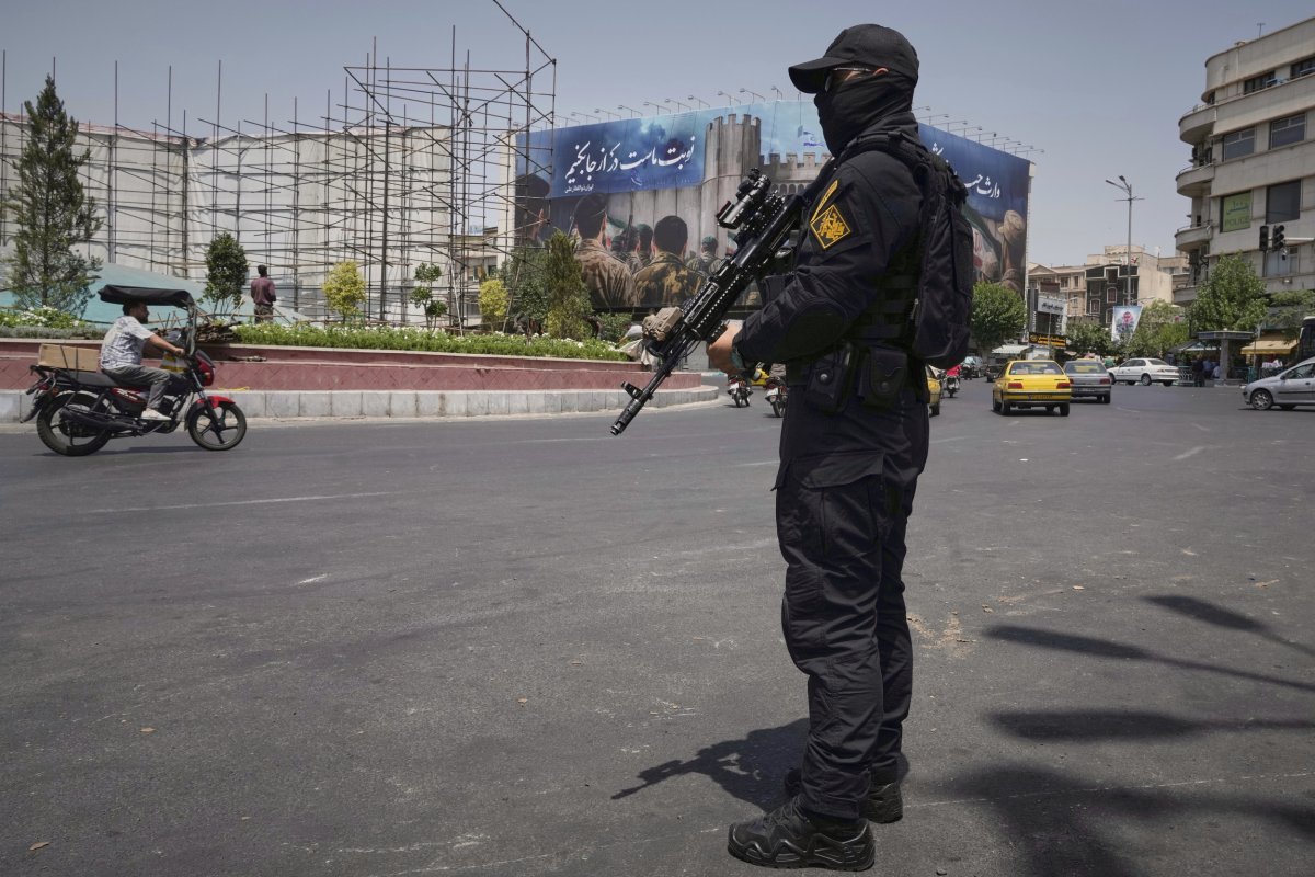 IRGC, security, in, Tehran