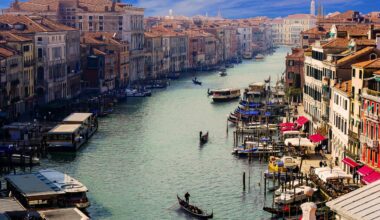 Minister Urges Port Upgrades to Protect Mykonos Tourism