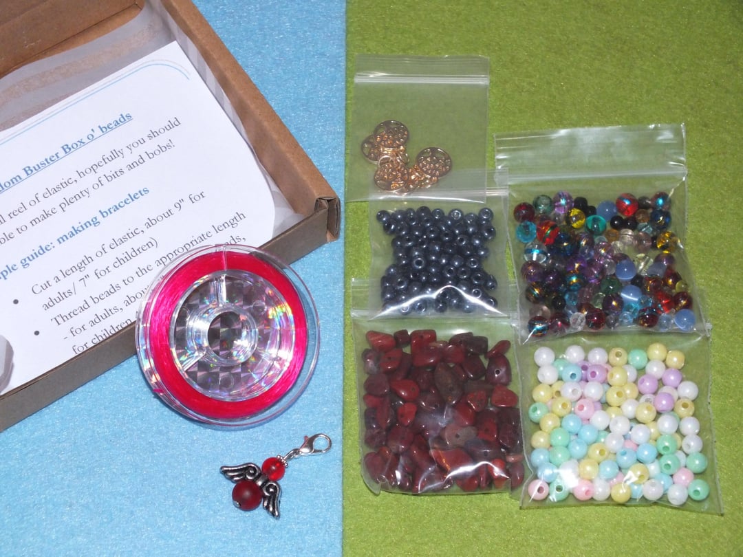 Free Mental Health ‘Boredom Buster’ Box O' Beads (2025 edition) - If you or anyone you know is struggling with things, I'm sending beading boxes for free to absolutely anyone who needs ‘em - you, a friend, whoever. There's no cost & you don't have to justify wanting one. (Mod approved, cheers <3 !)