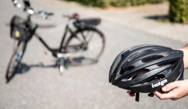 Cyklistforbund: Tvungen cykelhjelm er 'tudetosset'. [mange vil ikke cykle, hvis hjelm bliver lovkrav]