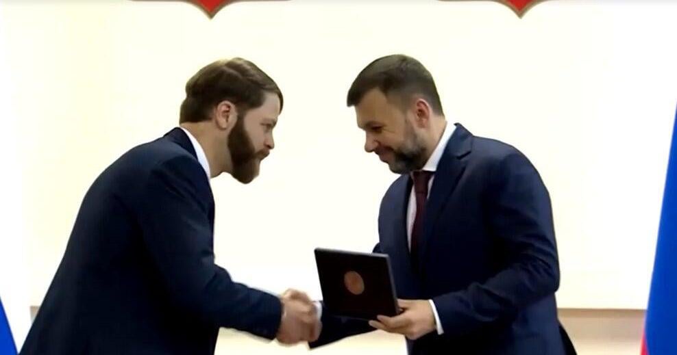 Putin rewards American Daniel Martindale with a Russian passport for spying in Ukraine, Russian official says