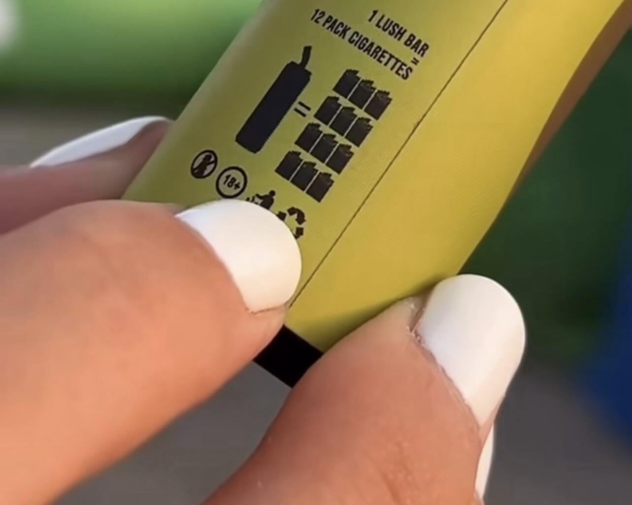 Proč takové varování není i na vapech prodávaných v EU?
