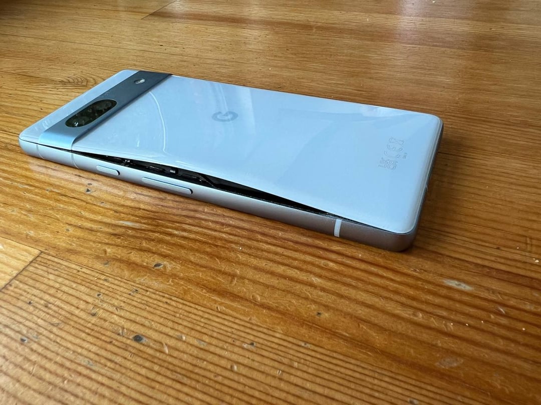 Google Pixel 7a phone is about to explode. Google Support does nothing at all.