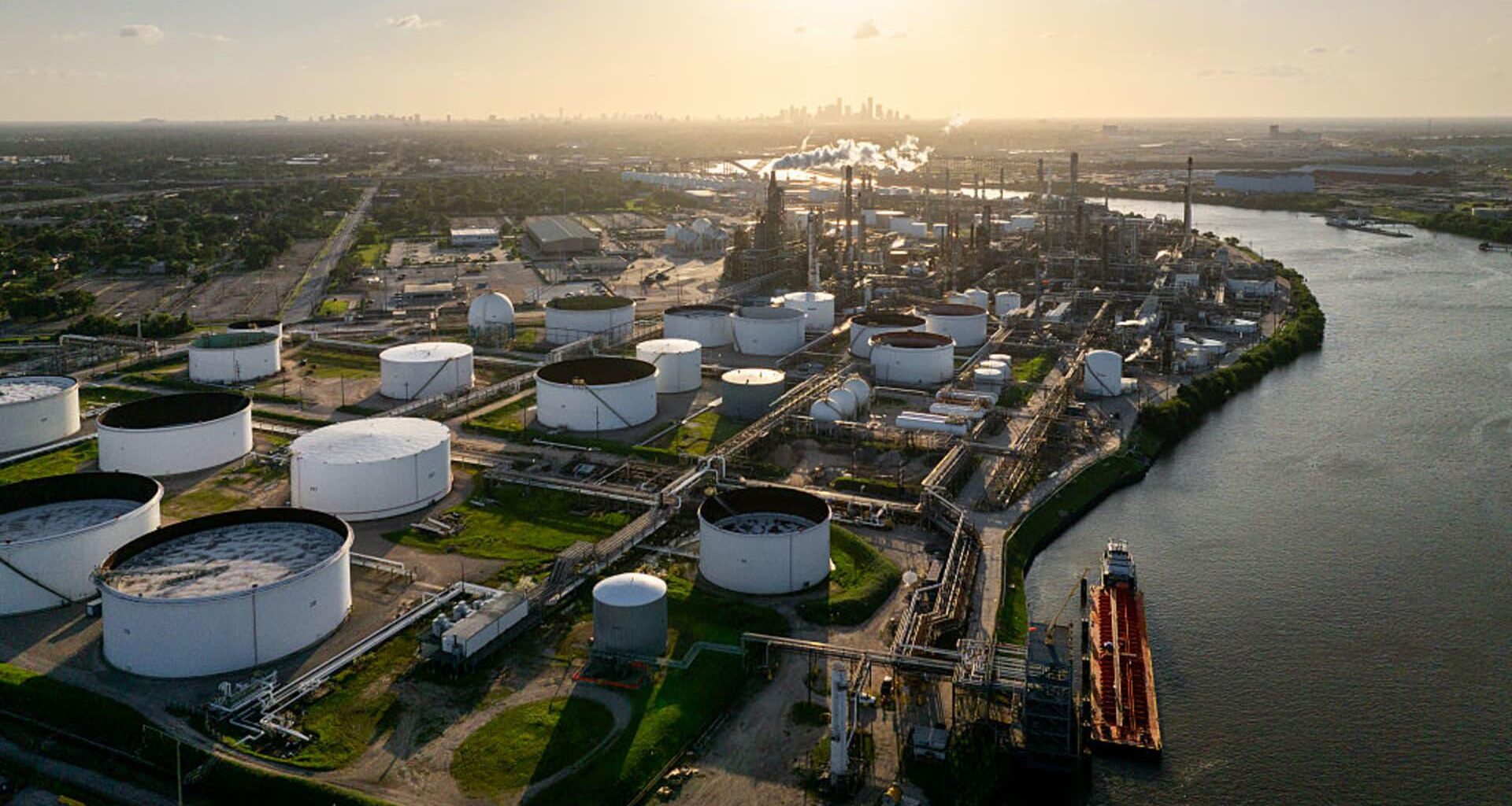 Trump megabill gives the oil industry everything it wants and ends key support for solar and wind