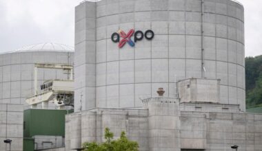 Swiss nuclear power plant shuts down reactor due to the heat
