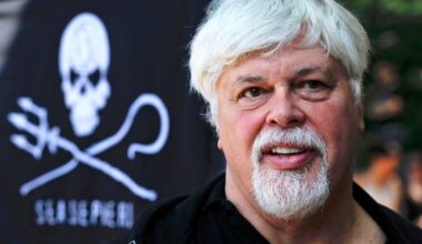 Interpol removes ‘Whale Wars’ campaigner Paul Watson from its most-wanted list