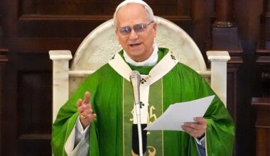 Pope: Summer marks time to balance busyness with rest, prayer, joy with loved ones