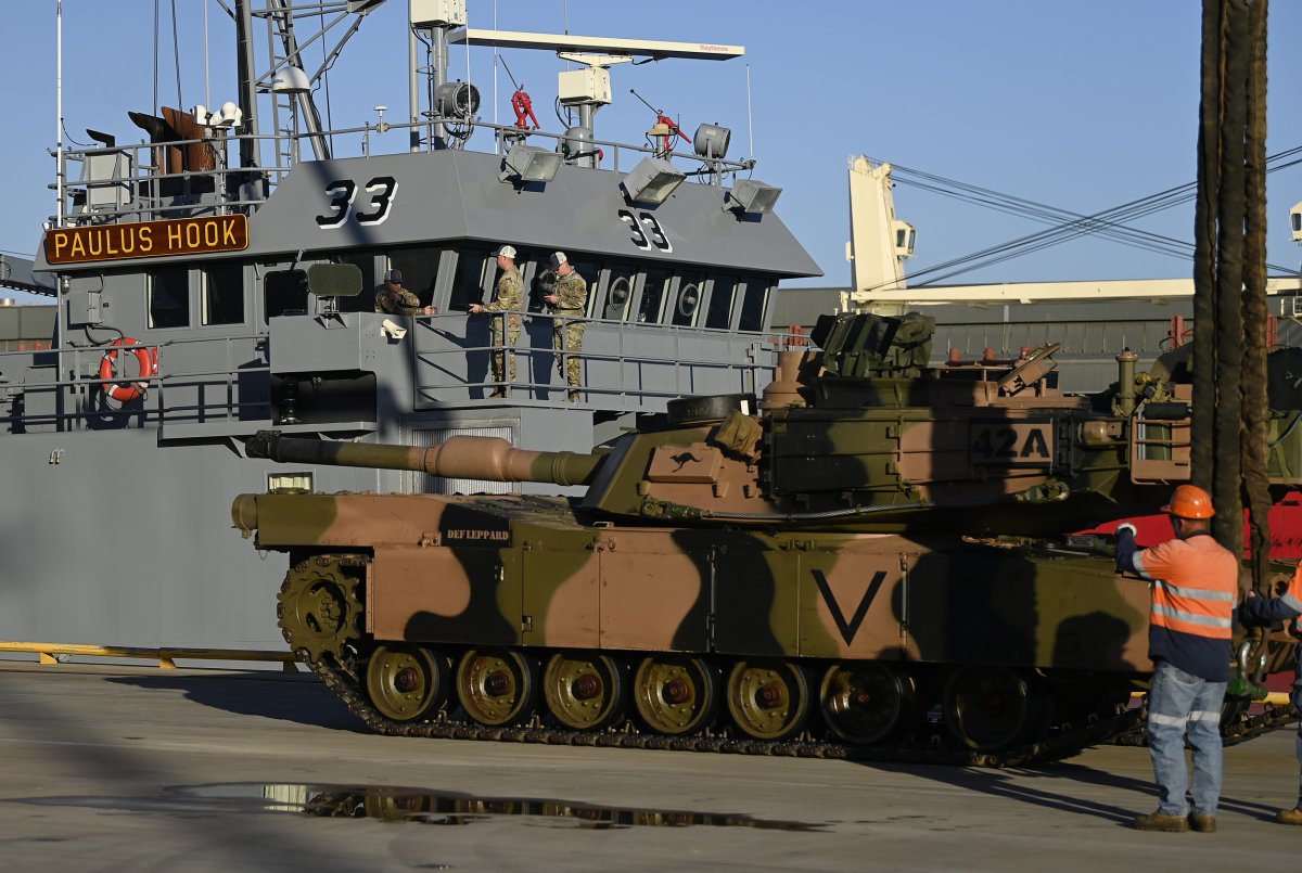M1A2 Abrams tank