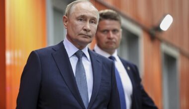 Russia issues nuclear warning after Trump's weapons for Ukraine plan