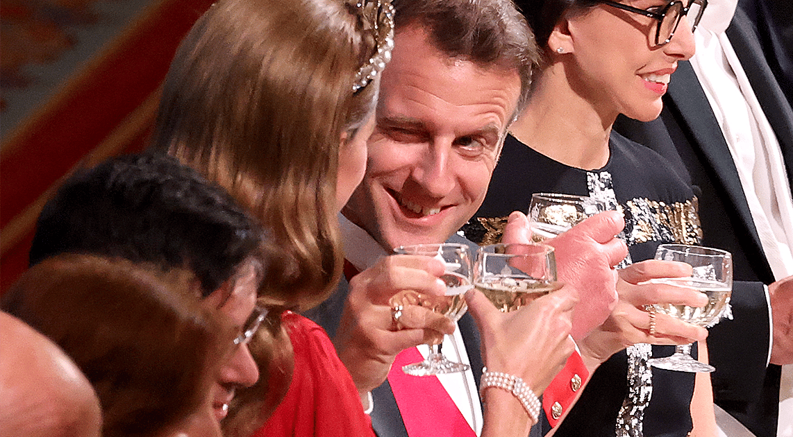 Le Roi et moi! Macron (and 90+ penises) make British trip – POLITICO