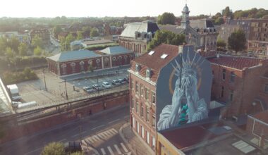 Massive Ashamed Statue of Liberty Mural Emerges in France