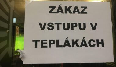 Co mají lidé proti teplákům?