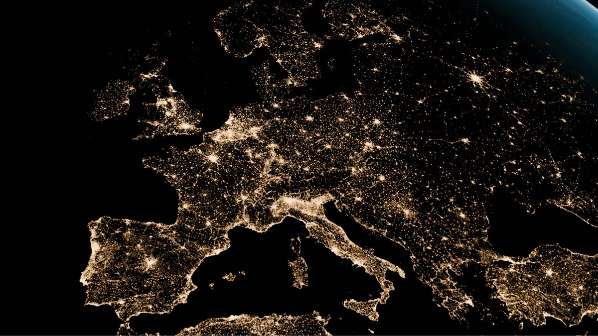 L'Europe doit-elle se doter de sa propre dissuasion nucléaire face à la Russie? Si oui, en est-elle capable?