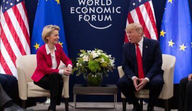 Guerre commerciale : Ursula von der Leyen rencontrera Donald Trump dimanche