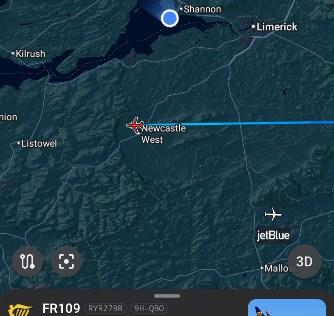 Ryanair announced our plane is now boarding. The incoming aircraft is at 7,319ft