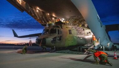 Canadian Chinook choppers arrive in Latvia / Article