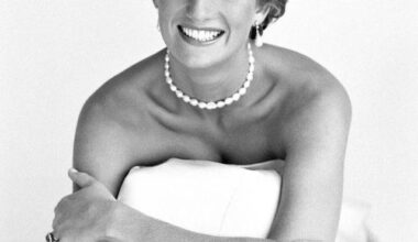 She entered a palace as an innocent girl, and left this world as an icon who redefined what it means to be royal. Happy Birthday, Princess Diana 🕯️🌹