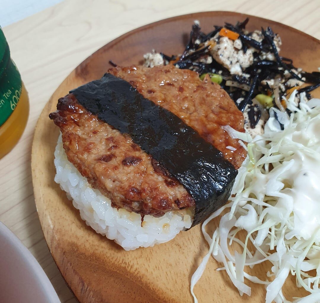 Selvom jeg bor i Japan kan jeg stadig godt komme med frikadelle bidrag ikke?