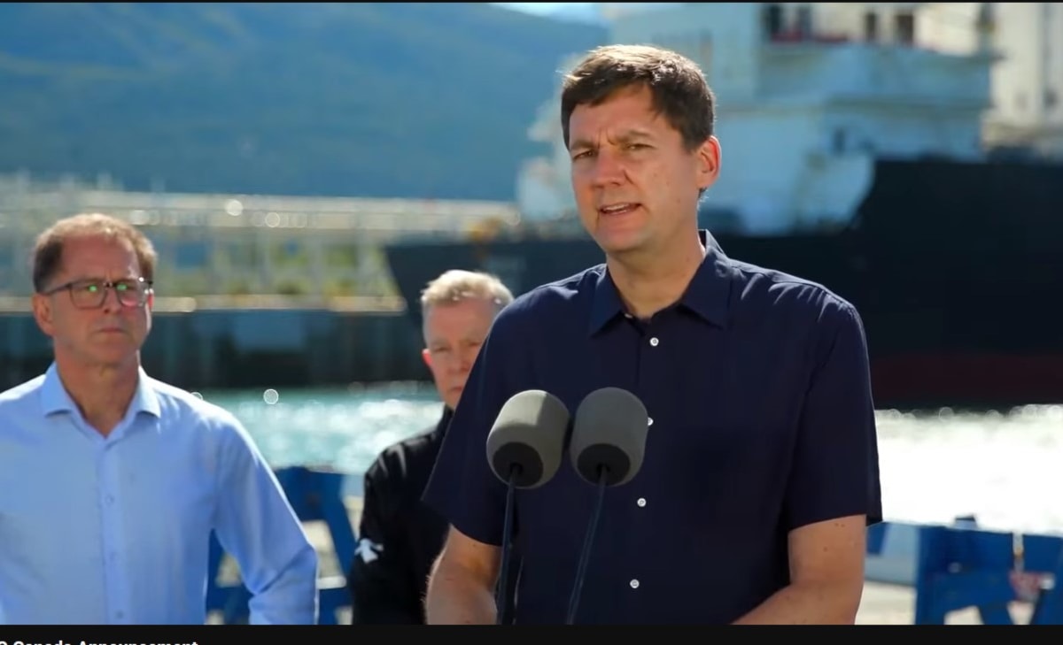Premier marks LNG Canada milestone but offers no news on Phase 2 decision