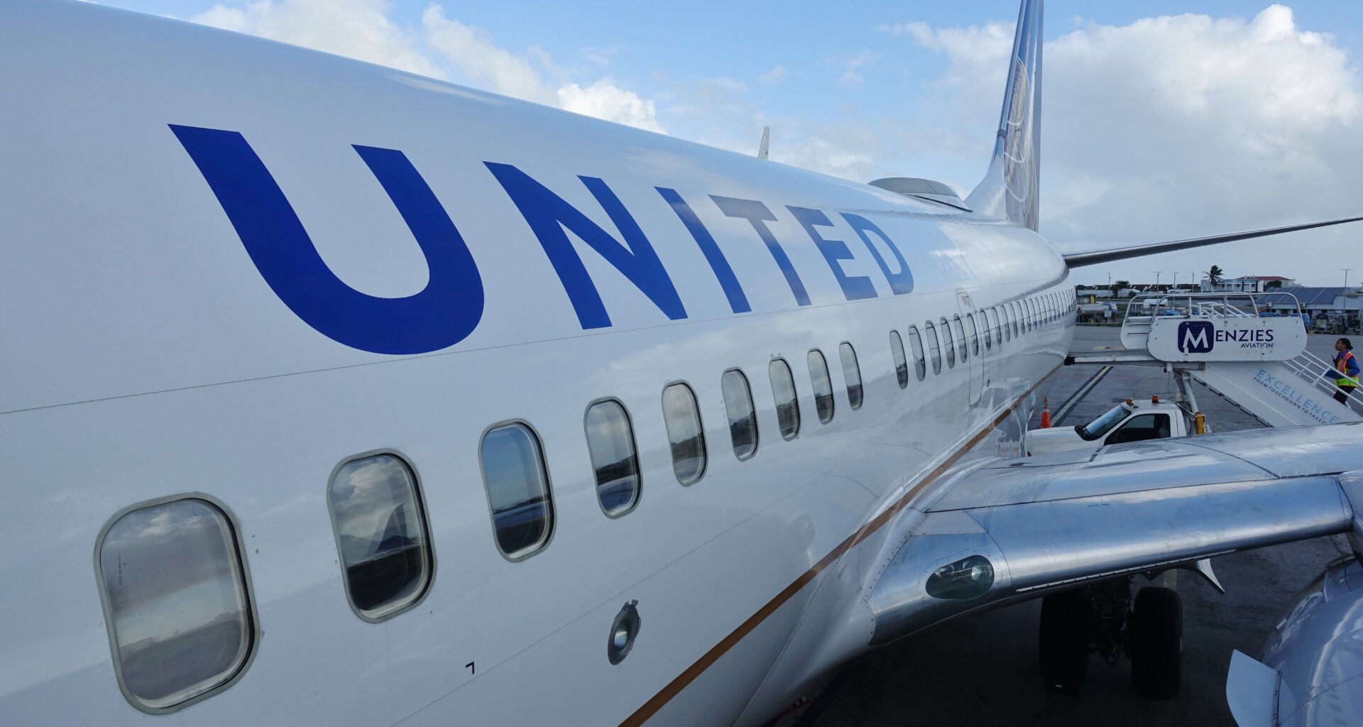 United Airlines Is Turning Heads After Unbanning Route To "Do Not Travel" Location