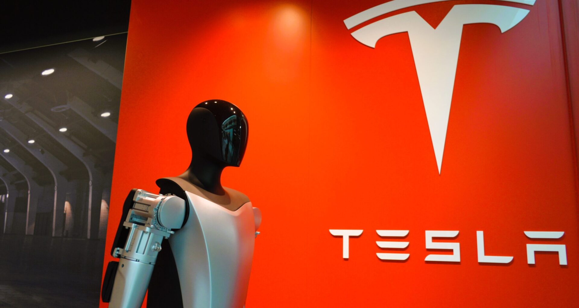 India Entry, Robotaxis, Norway Surge Amid Political Headwinds