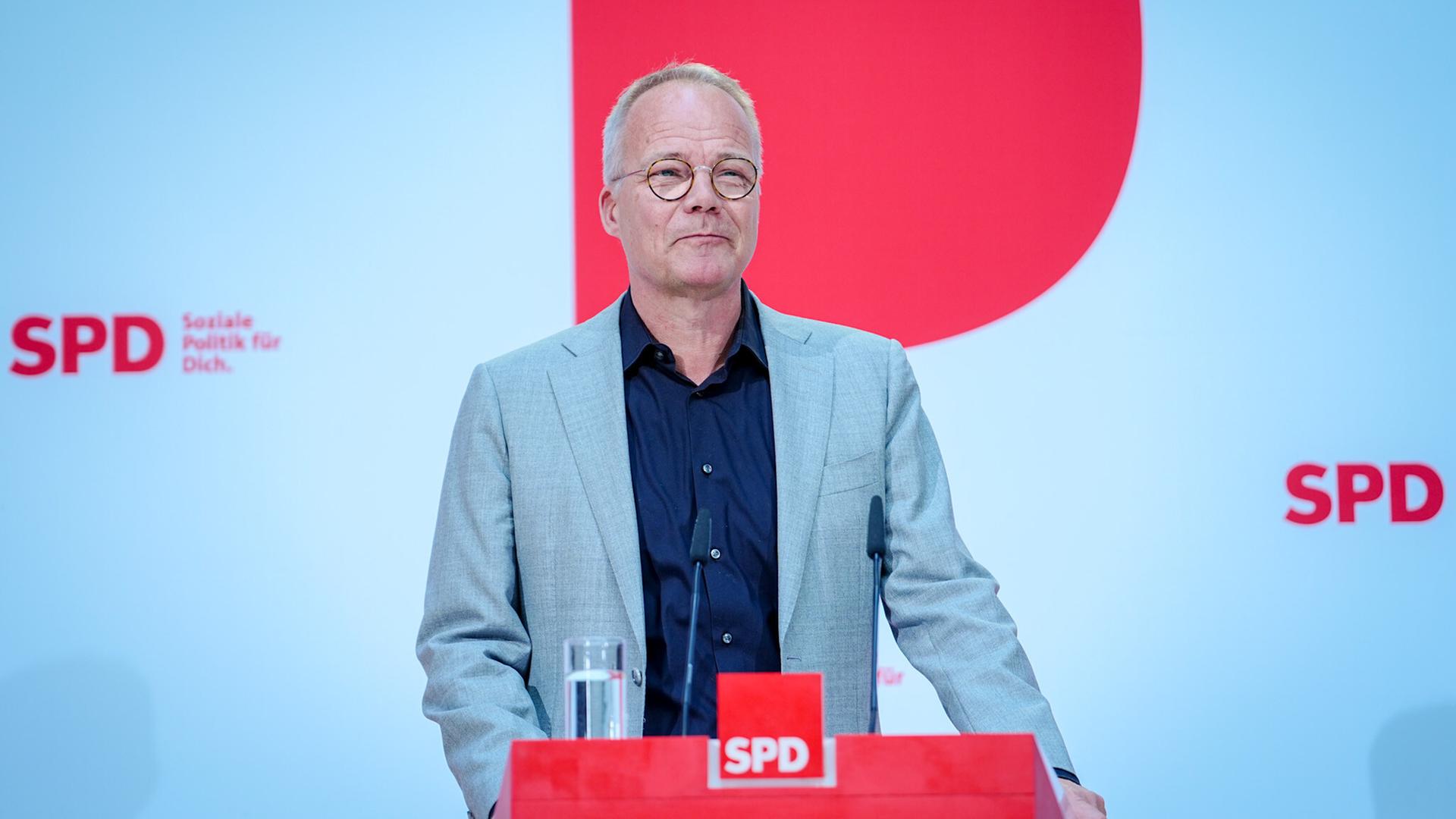 Matthias Miersch, SPD-Generalsekretär, spricht im Willy-Brandt-Haus.