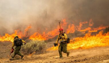 California’s largest wildfire nears 80,000 acres as smoke triggers health warnings and evacuations