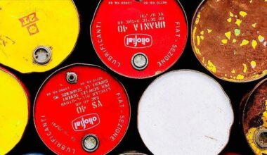 Oil heading for slight weekly loss amid market uncertainties