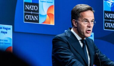 NATO-Chef warnt vor Drittem Weltkrieg, wenn Russland und China gleichzeitig angreifen