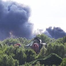 Incendie spectaculaire sur le site du festival Tomorrowland, mercredi 16 juillet 2025.
