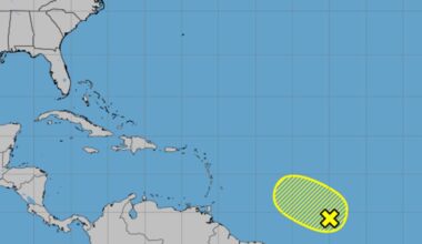 Hurricane center tracks Atlantic tropical wave with chance to develop – Orlando Sentinel
