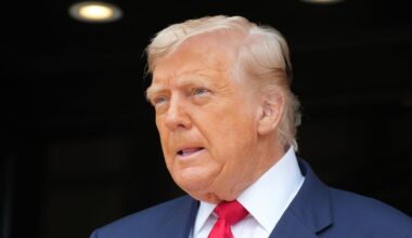 Trump says he's shortening deadline for Putin to reach Russia-Ukraine ceasefire to just 10 or 12 days