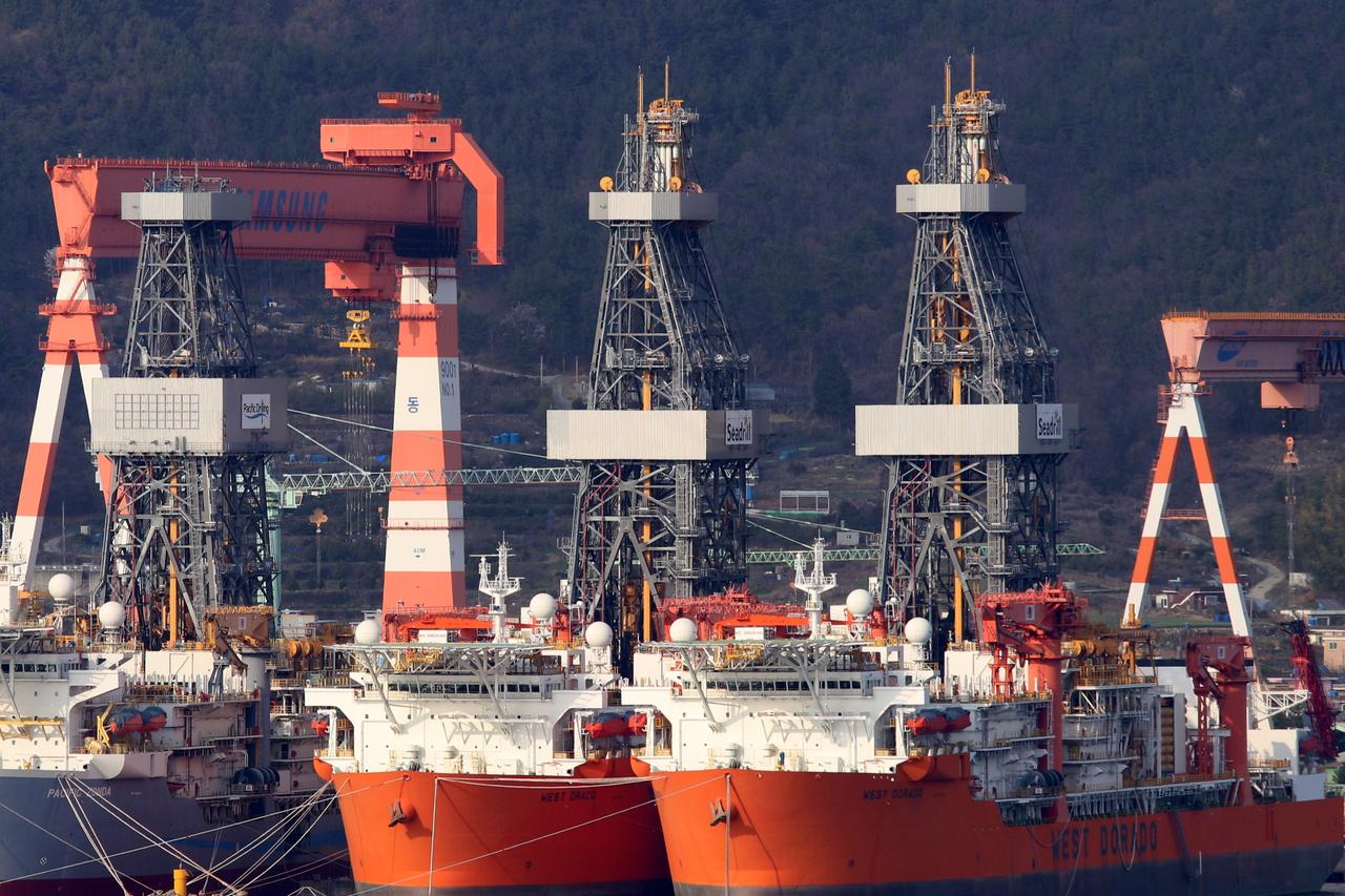 The drillships “West Draco” and “West Dorado” are in an unspecified location at an unknown time. (Photo via shipspotting)
