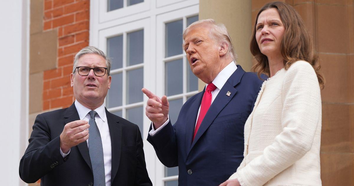 Donald Trump humiliated as bagpipes drown out key speech in Scotland