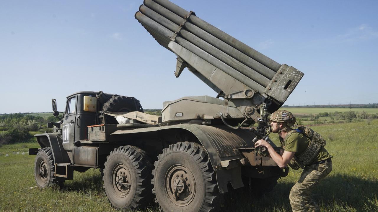 Ukraine-Liveblog: ++ Kiew verlängert Kriegsrecht um 90 Tage ++