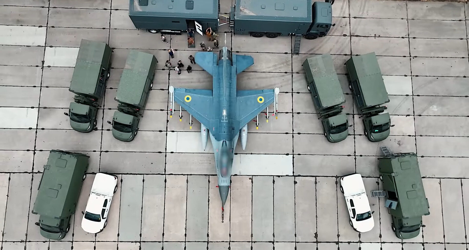 Ukrainian F-16s Get Specialized Vehicles For Operating Constantly On The Move